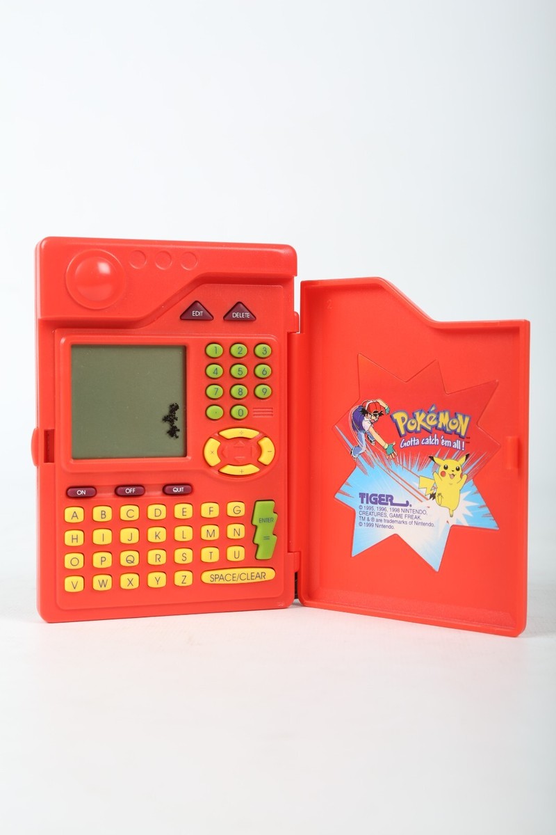 Pokédex électronique Tiger de 1998 ouvert